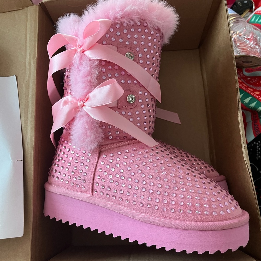 DOLLS KILL SUGAR THRILLZ SNOWFLAKE CADET BOOTS PINK SIZE 6